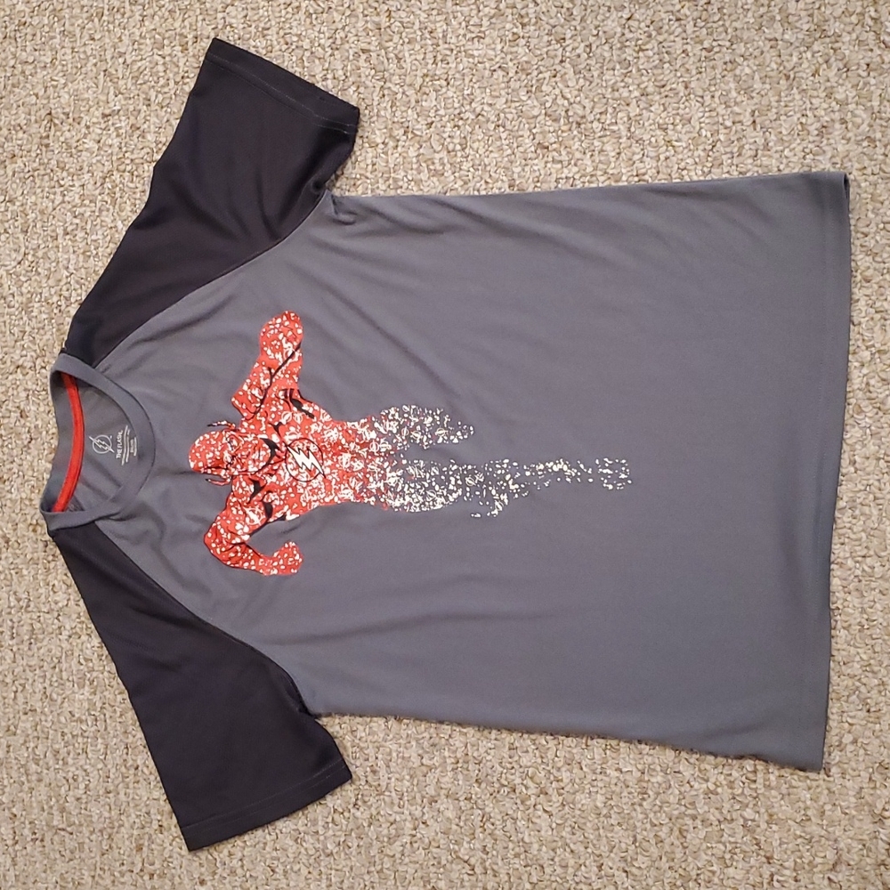 The Flash tee shirt youth size 2XL (18)